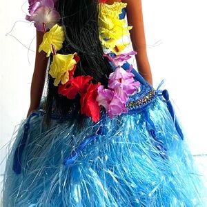 Hulla Doll Walking & Dancing